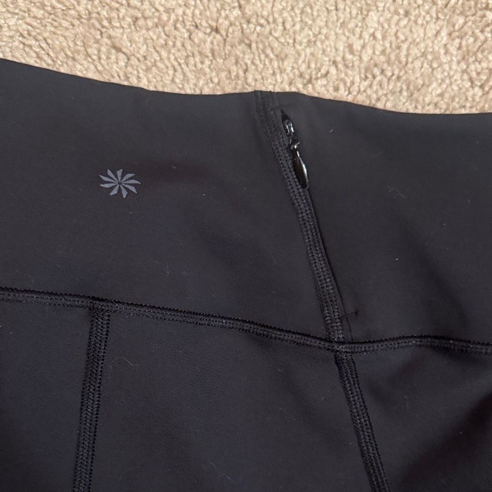 Athleta High-Waisted mesh side Leggings - Picture 6 of 9